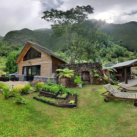 Chale Jardim De Cima * São Vicente
